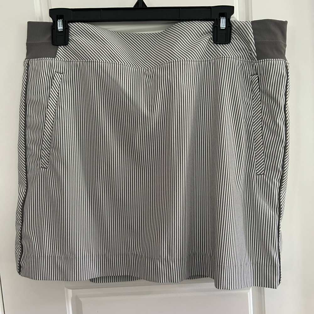 Athleta Brooklyn Skort, size 16